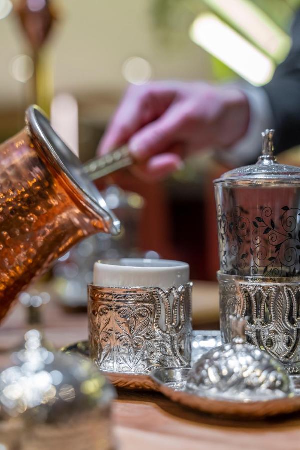 Mercure Trabzon Hotel Exterior foto Turkish coffee being served