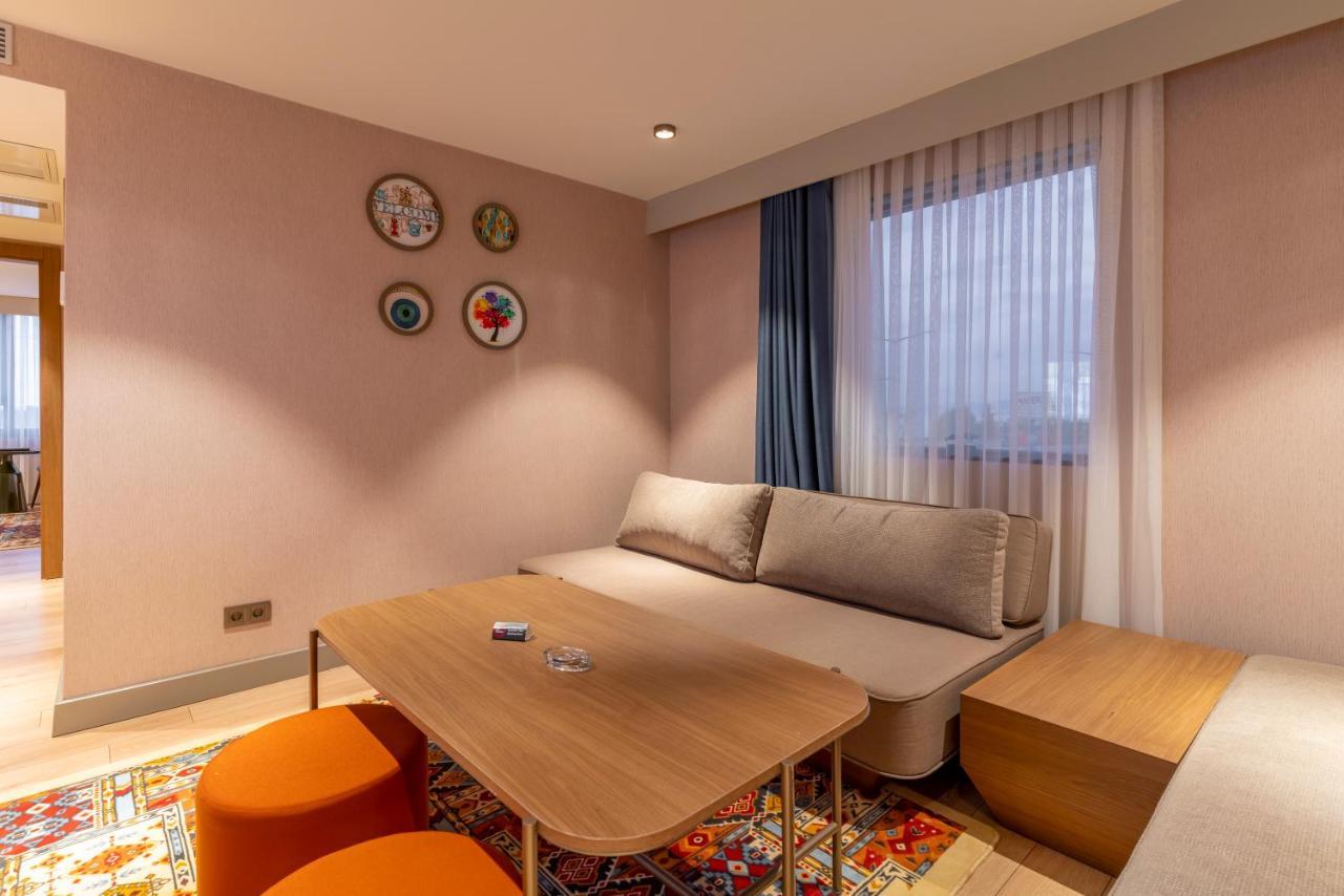 Mercure Trabzon Hotel Exterior foto A room at the hotel