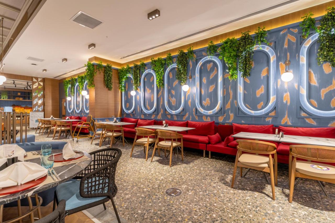 Mercure Trabzon Hotel Exterior foto Interior of a restaurant in Istanbul